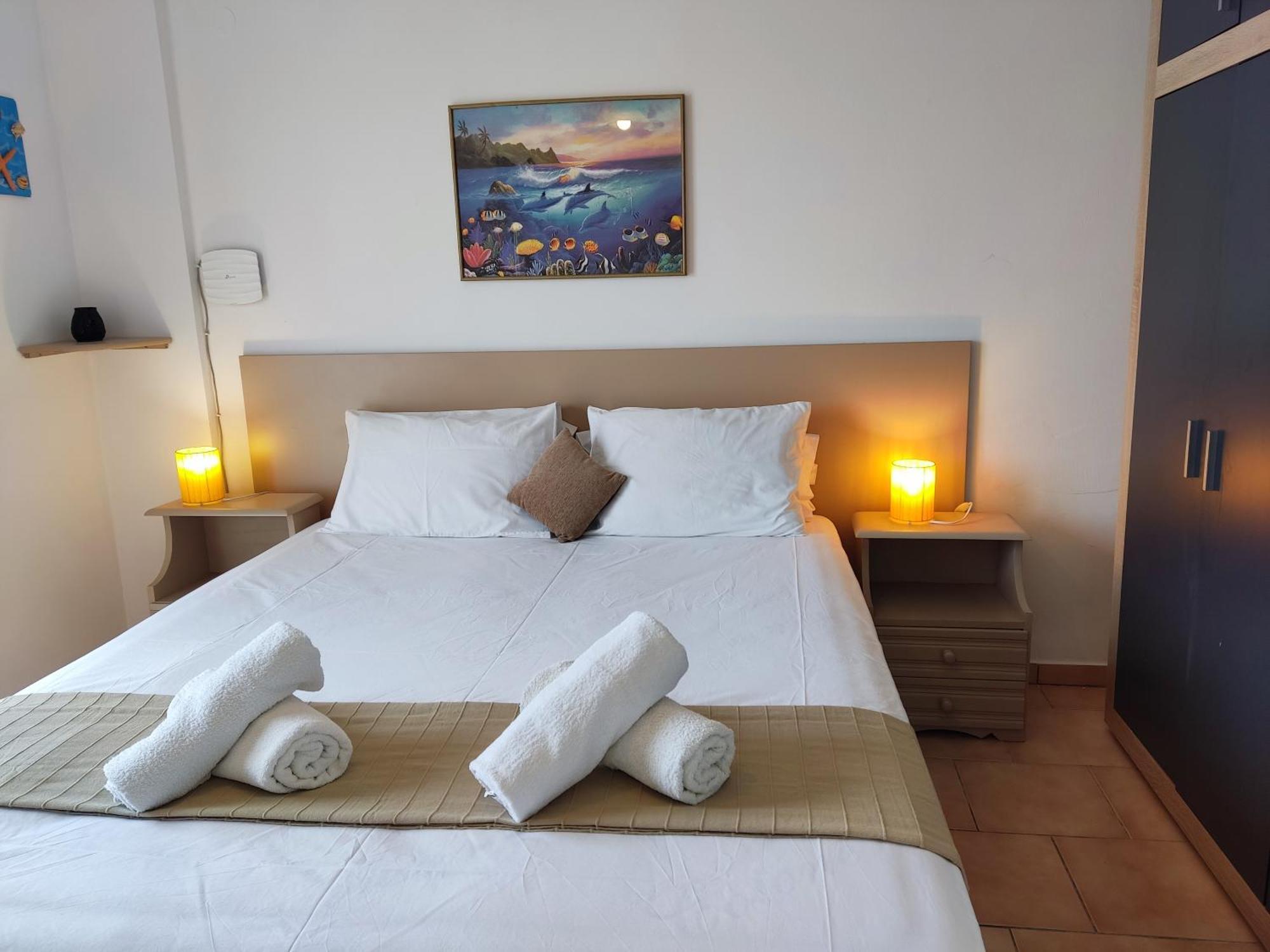 Coral Villas Kómboi Exterior foto